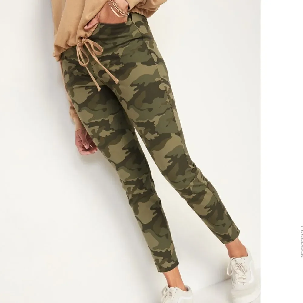 NWT Old Navy High-Waisted Camouflage Patterned Pixie Ankle Pants 2P Petite